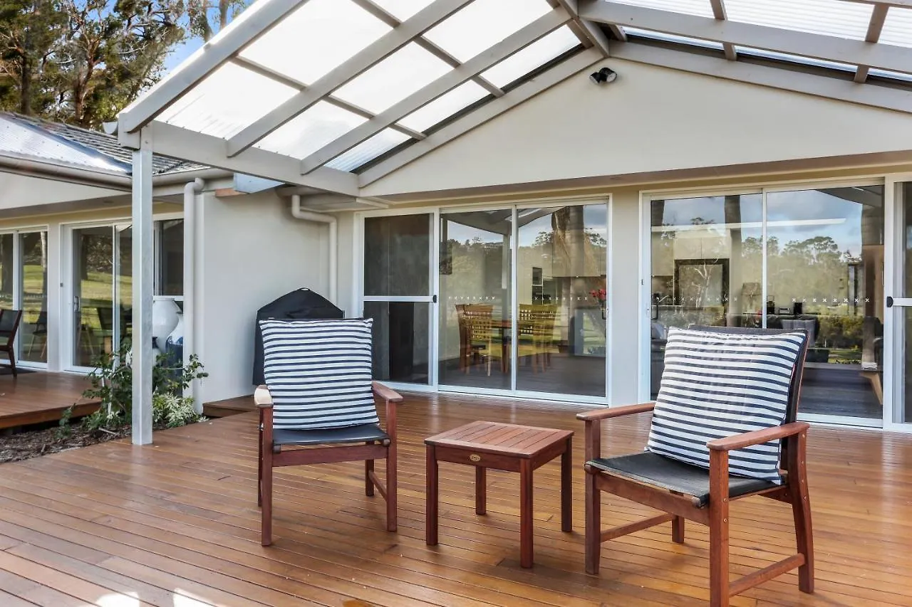 Tura Beach Golf Stays Australia